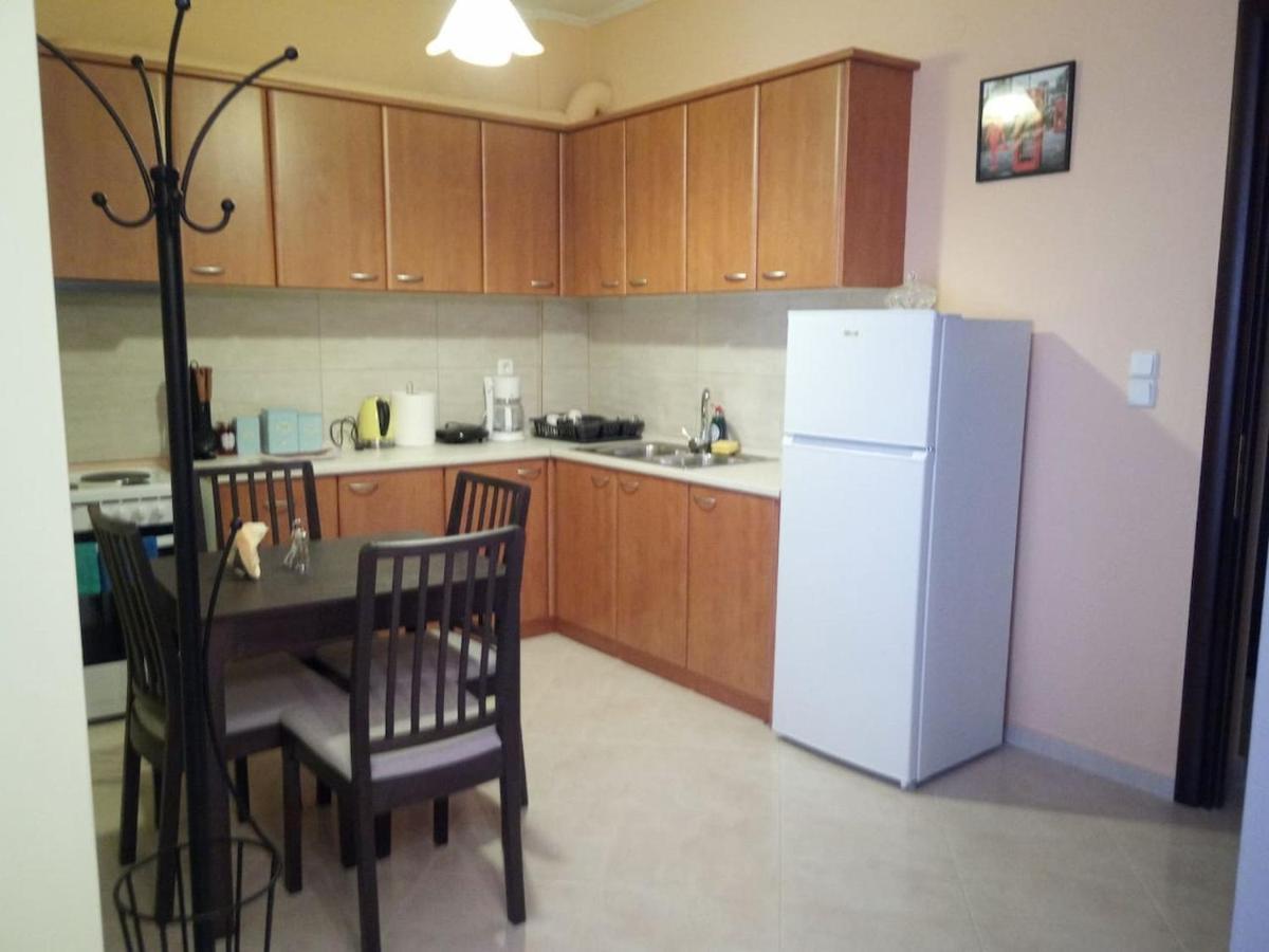 Teo's House 1 *